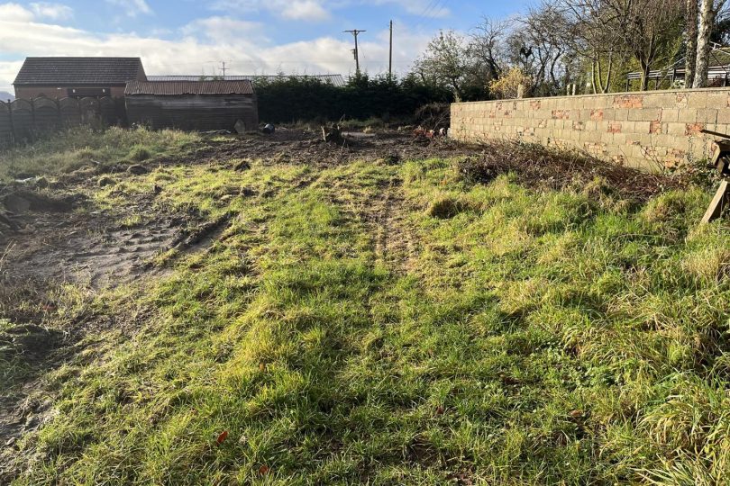 Building Plot, Main Road, Legsby