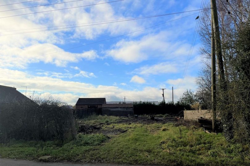Building Plot, Main Road, Legsby