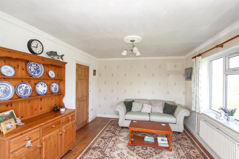 Lot 1 – Casa Mia, Gardens, Pond and Land (7.92 Ac), South Somercotes