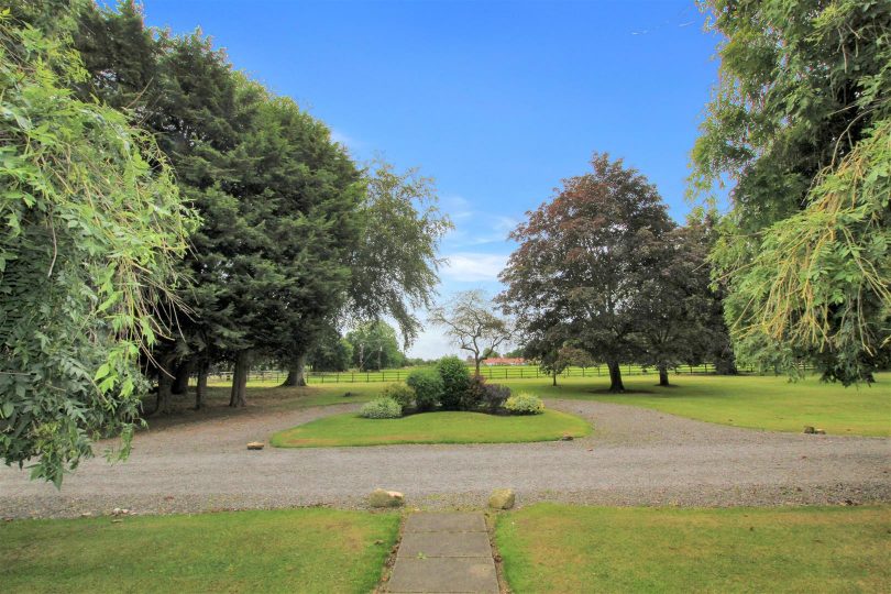 The Manor. Normanby-By-Spital, Market Rasen