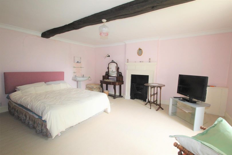 The Manor. Normanby-By-Spital, Market Rasen