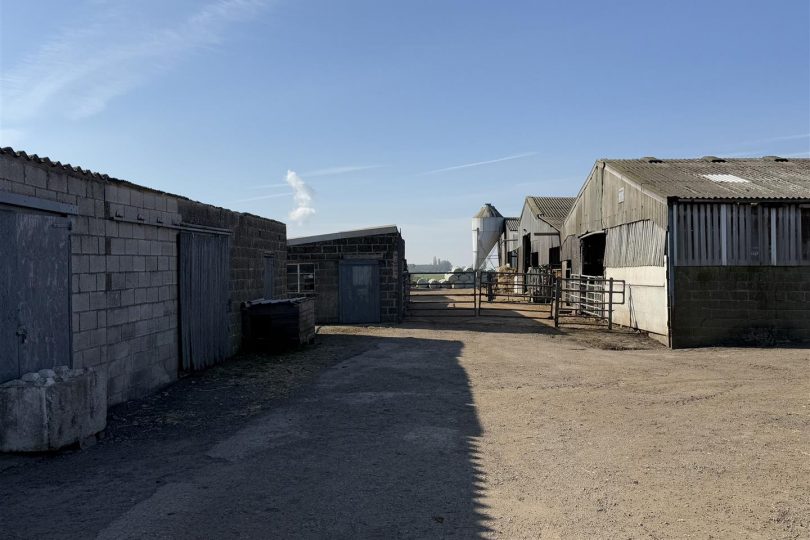 17.70 Acres – Fleet Grove Farm, Carr Lane, East Stockwith