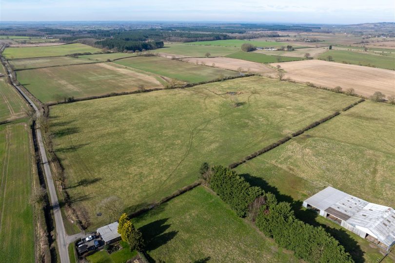 Lot 2 – 21.10 Acres Grassland, Sixhills, Market Rasen