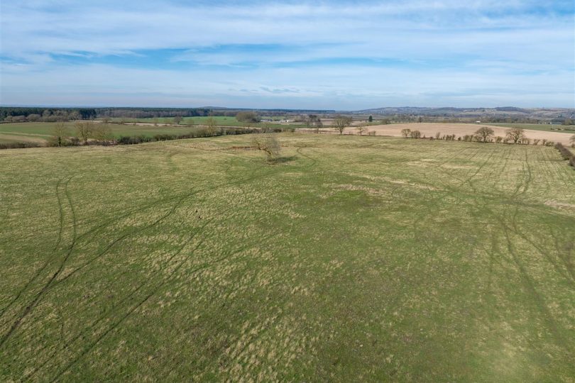 Lot 1 – The Grange (27.10 Acres), Sixhills, Market Rasen