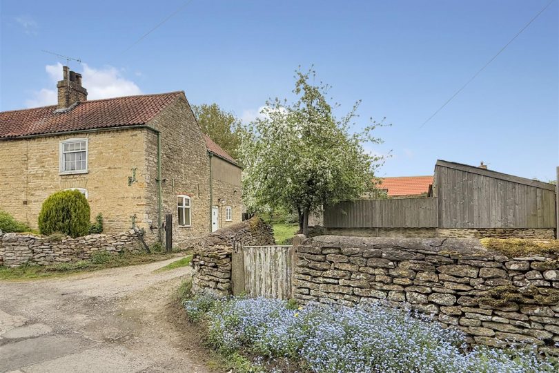 Back Lane, Brattleby, Lincoln