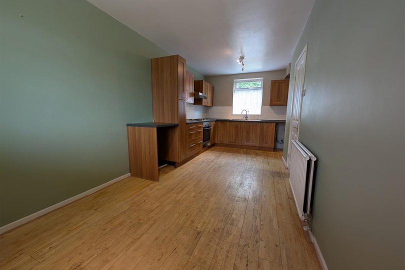 Lincoln Road, Brookenby