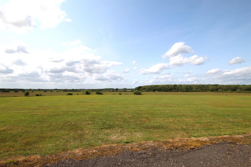 Snarford Road, Wickenby, Lincoln