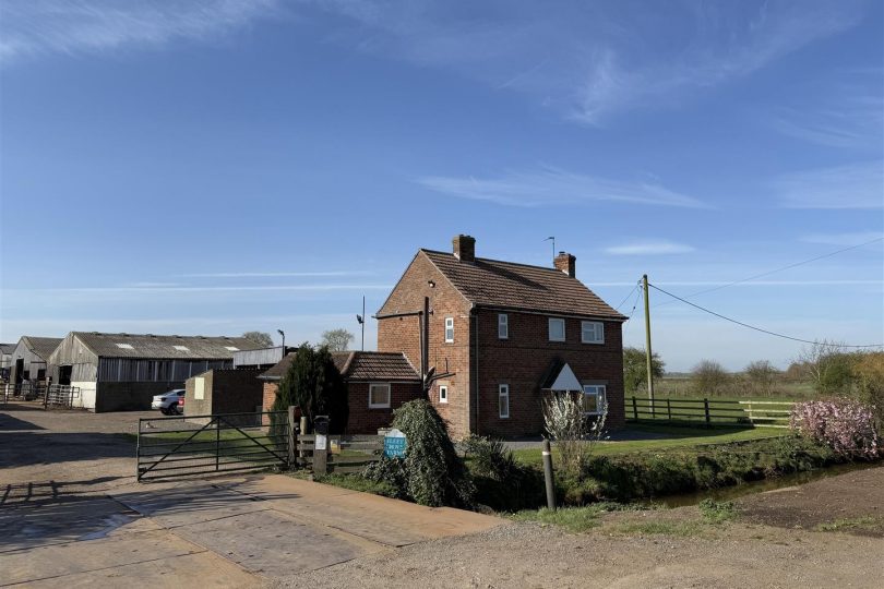 17.70 Acres – Fleet Grove Farm, Carr Lane, East Stockwith