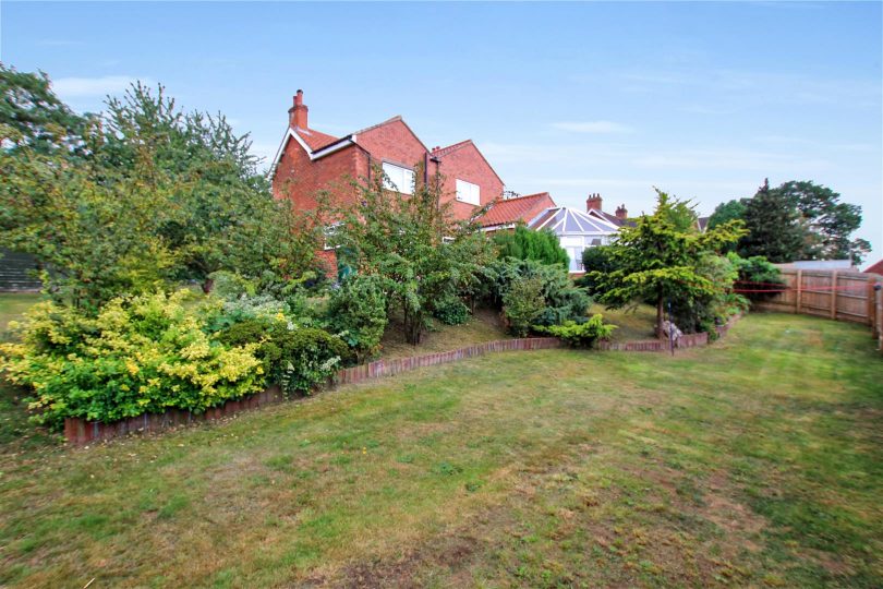 Holton Road, Nettleton, Market Rasen