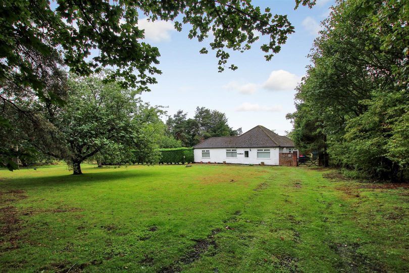 Holton Road, Nettleton