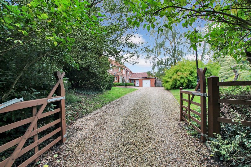Market Rasen Road, Holton-Le-Moor, Market Rasen