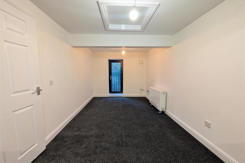 Flat 6, 30 Oxford Street