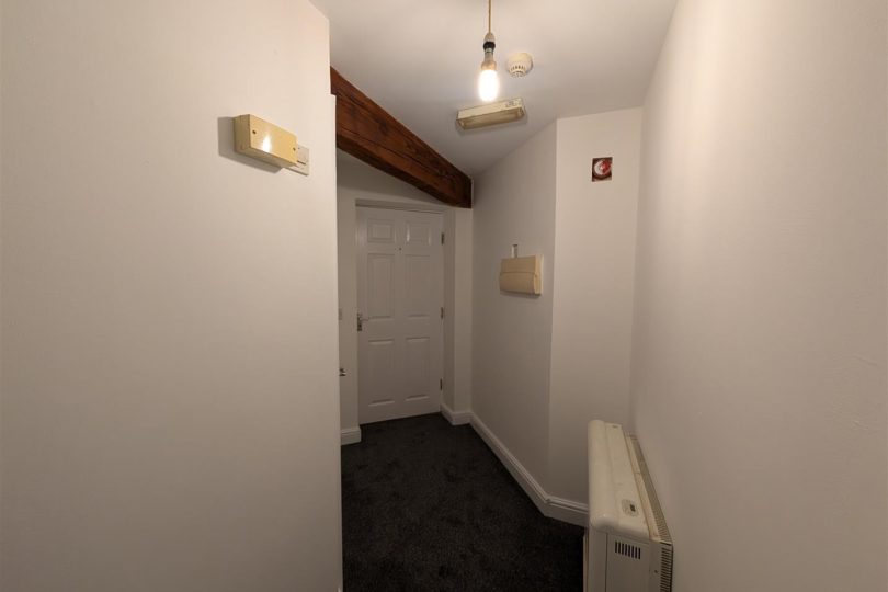 Flat 6, 30 Oxford Street