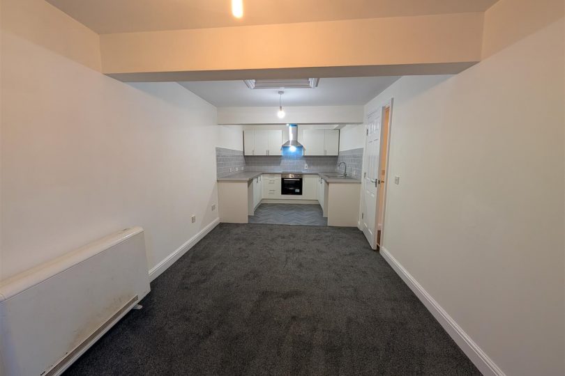 Flat 6, 30 Oxford Street