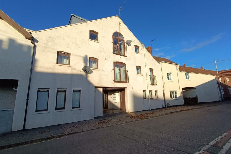 Flat 6, 30 Oxford Street