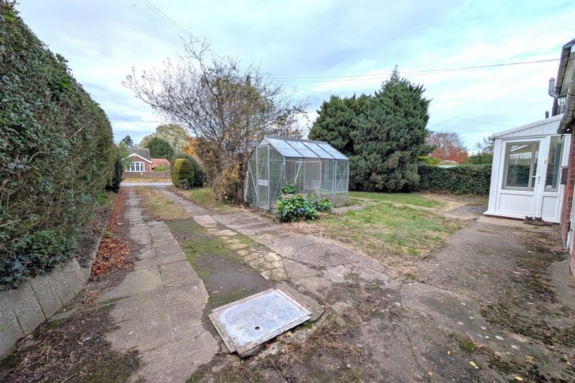 Grimsby Road, Binbrook