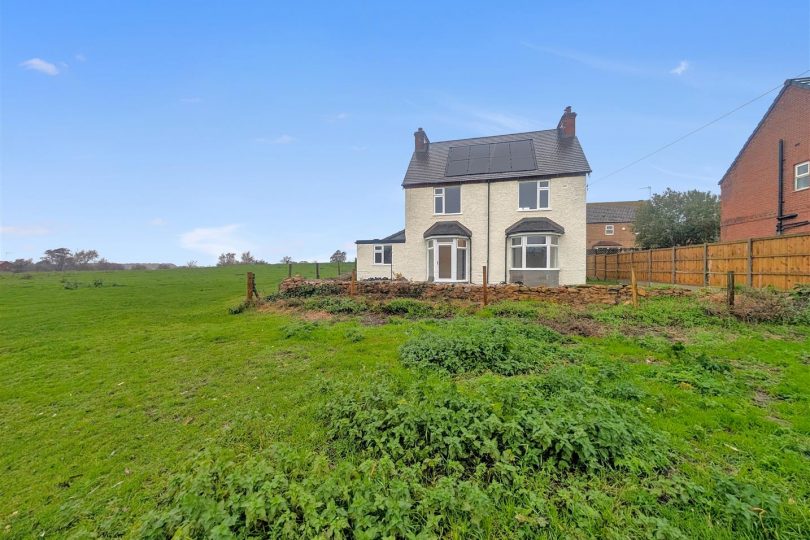 Wood Farm Close, Nettleton, Market Rasen