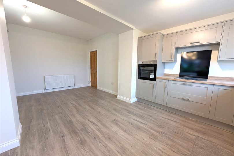 Wood Farm Close, Nettleton, Market Rasen