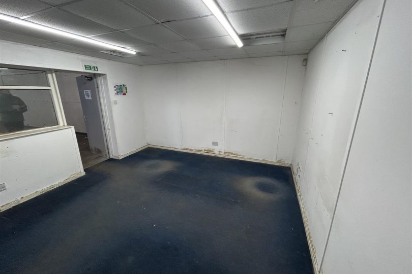 Commercial Unit – Brookenby Trading Estate, Market Rasen