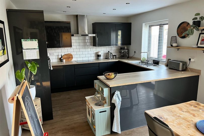 Manor Farm Close, Middle Rasen, Market Rasen