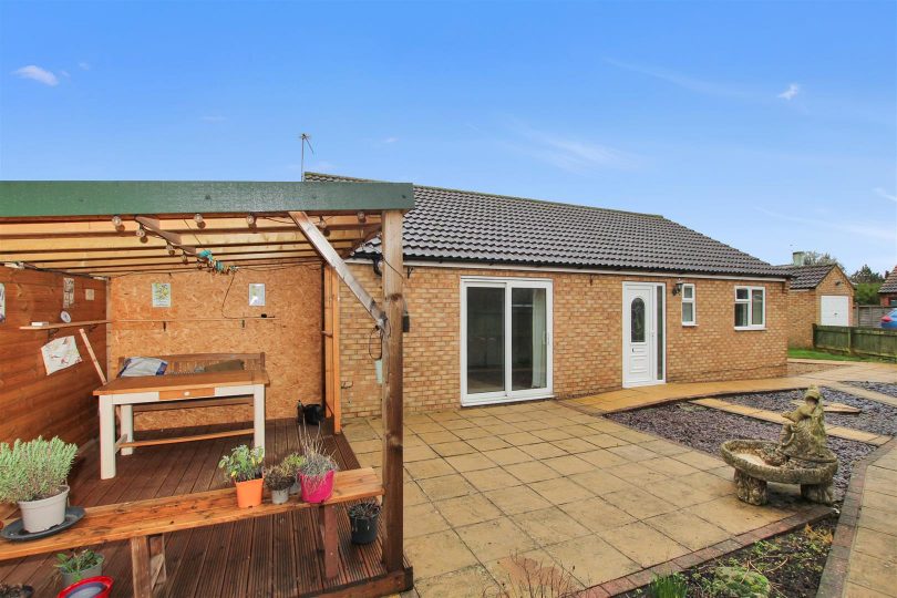 Nursery Close, Langworth, Lincoln