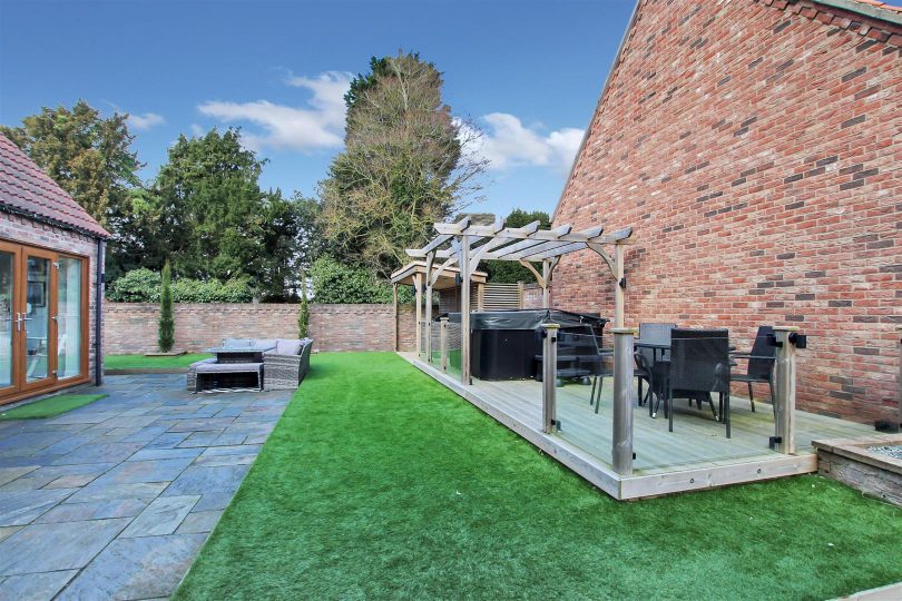 Holton-Cum-Beckering, Market Rasen