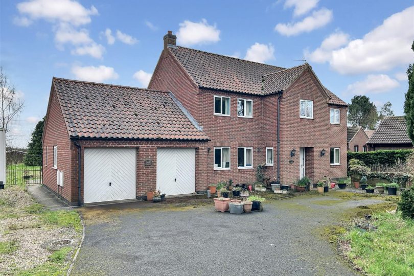 Brackenhill Road, Eastlound, Haxey