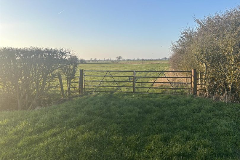 31.14 Acres Grassland – Highgate Lane, Normanby-by-Spital, Market Rasen