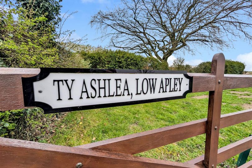 Low Apley, Lincolnshire