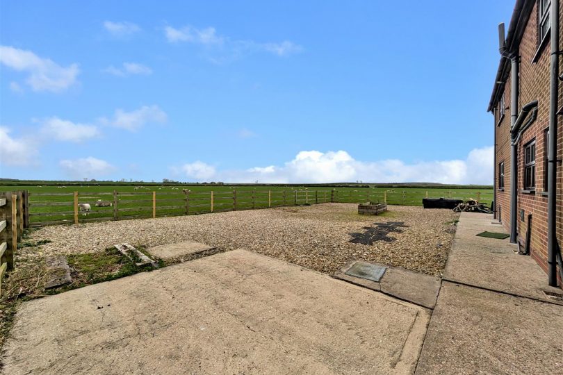 Low Apley, Lincolnshire