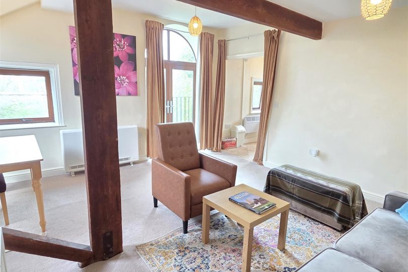 Flat Tutin House Oxford Street Market Rasen