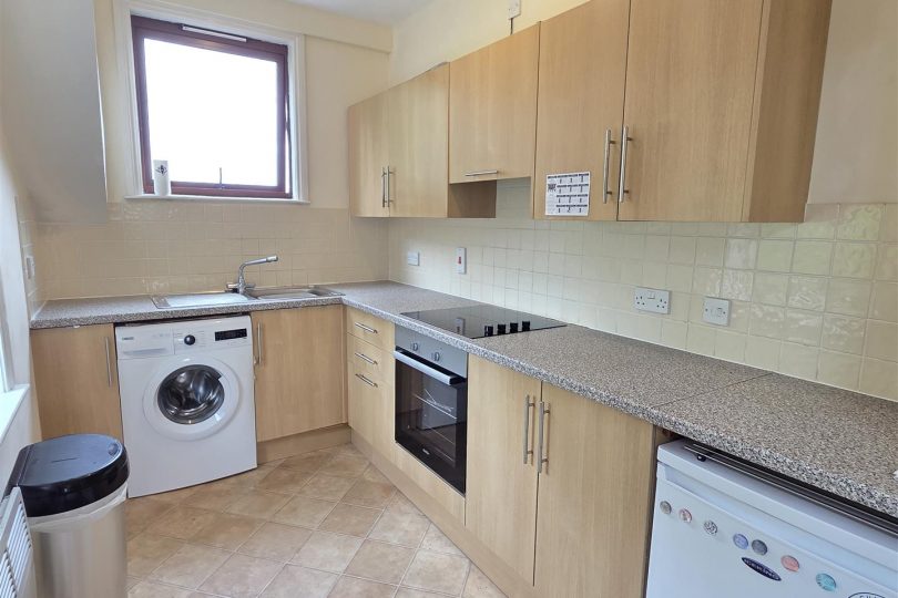 Flat Tutin House Oxford Street Market Rasen