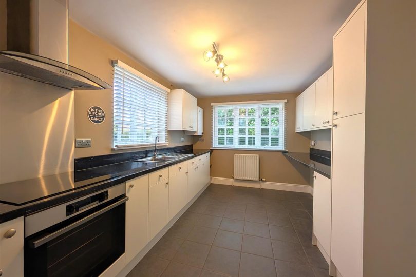 Manor Farm Bungalow, Wickenby