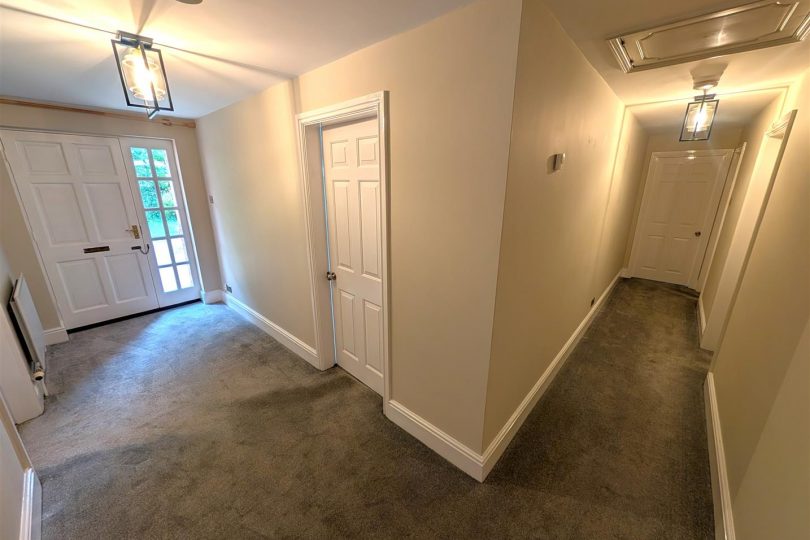 Manor Farm Bungalow, Wickenby