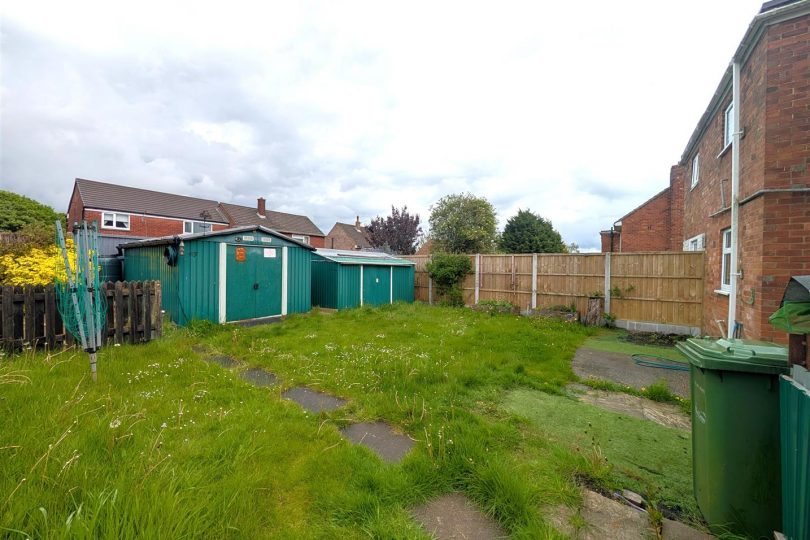Lincoln Road, Brookenby