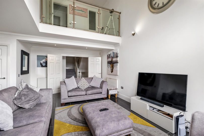 Ellisons Quay, Burton Waters, Lincoln