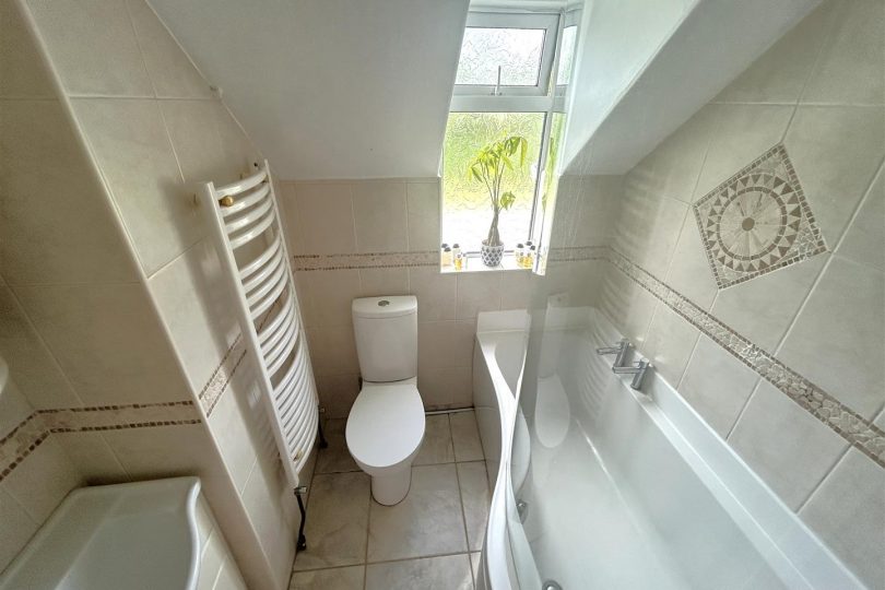 Brigg Road, Howsham, Market Rasen