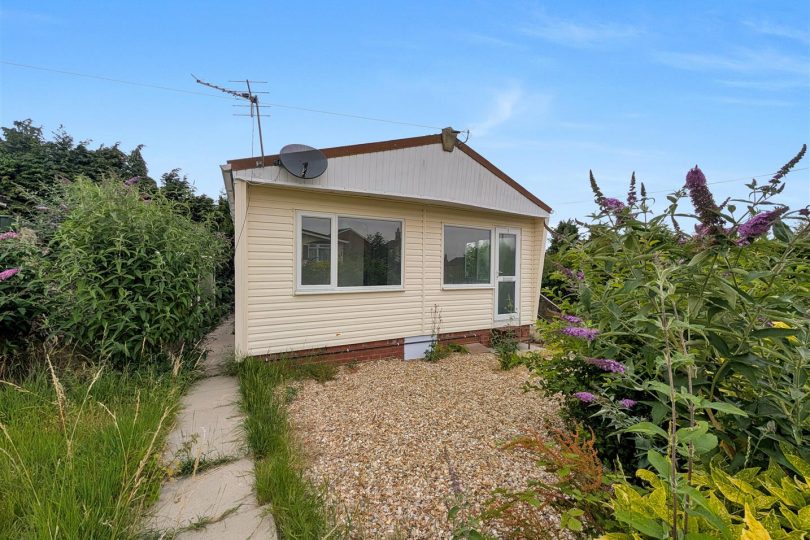 Wold View Caravan Park, Binbrook, Market Rasen