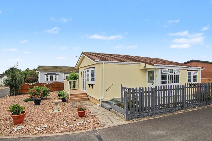 Kingsmead Park, Swinhope, Market Rasen