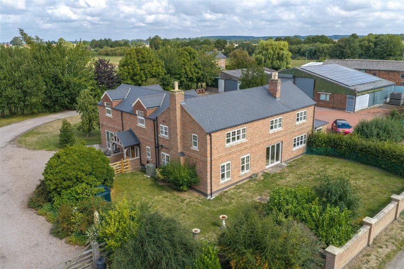 Lot 1 – 4.14 Ac Farmhouse,Buildings & Paddock, Gunthorpe