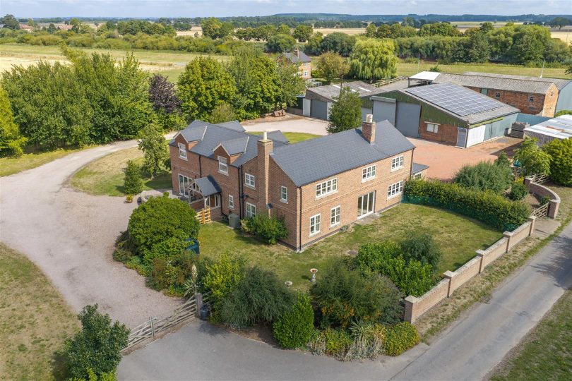 Lot 1 – 4.14 Ac Farmhouse,Buildings & Paddock, Gunthorpe