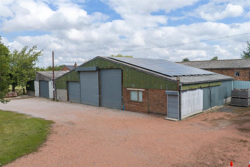 Lot 1 – 4.14 Ac Farmhouse,Buildings & Paddock, Gunthorpe