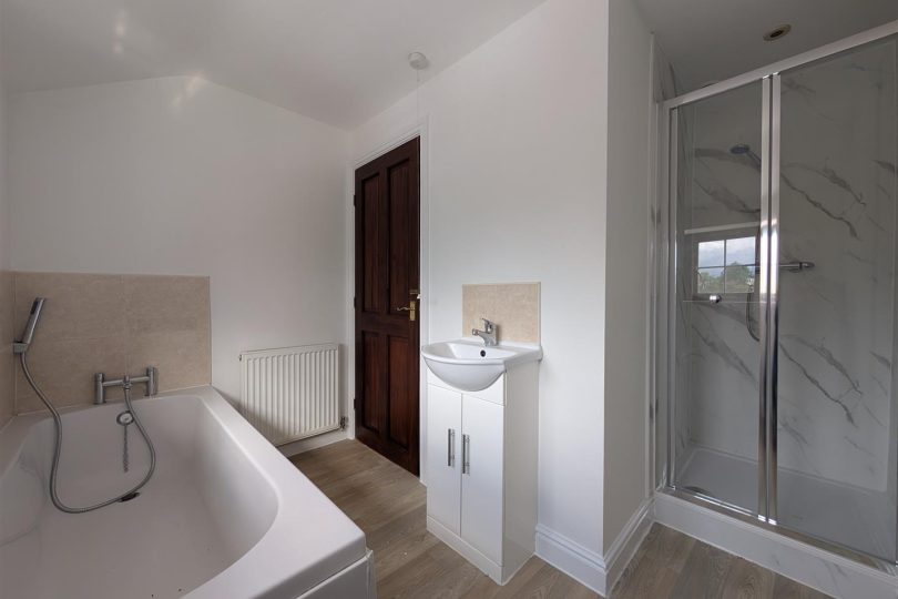 Clare Cottage, Gallamore Lane