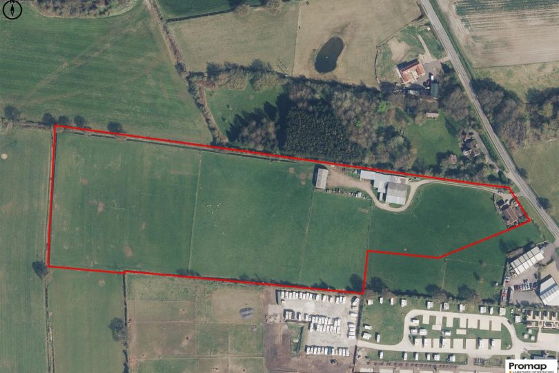 11.90 Acres – Smallholding, Brigg Road, Caistor (subject to Agricultural Occupancy Condition)